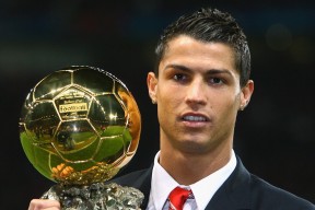 南宫-三大体坛巅峰时刻，电竞、网球与篮球的激情碰撞